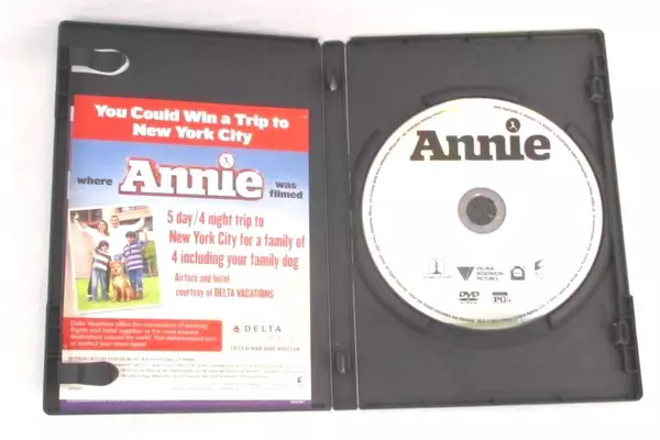2014 Annie DVD Columbia Sony Entertainment Jamie Foxx Cameron Diaz Wallis
