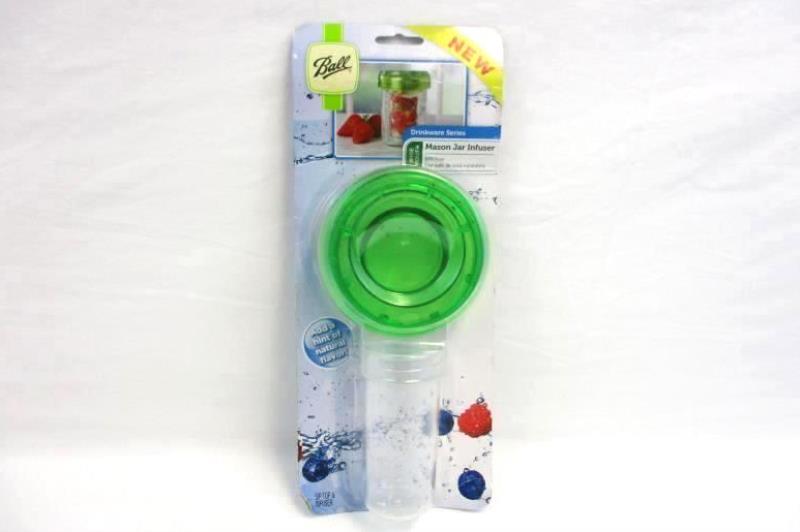 Ball Mason Jar Infuser Wide Mouth with Sip Top 2013 Hearthmark Plastic Screw On