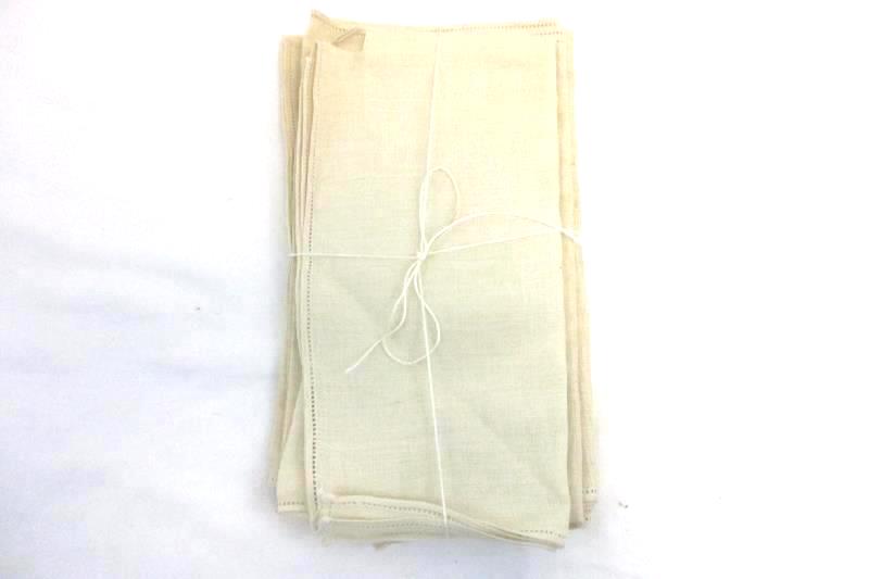 Set of 4 Napkins And Small Rectangle Tablecloth With Fringe Ends Beige Green