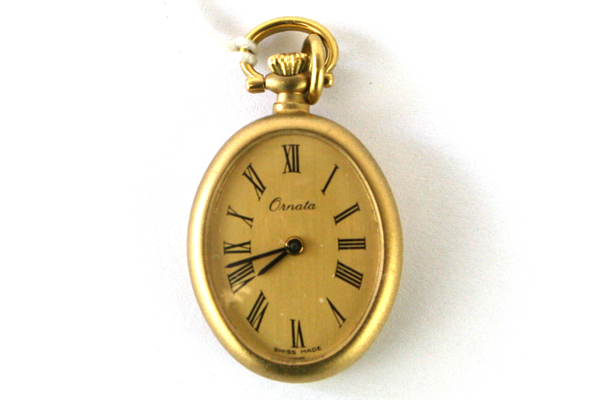 Chandler 17 Jewel Open Face Watch Pendant Gold Overlay Floral Vine Engraved Back
