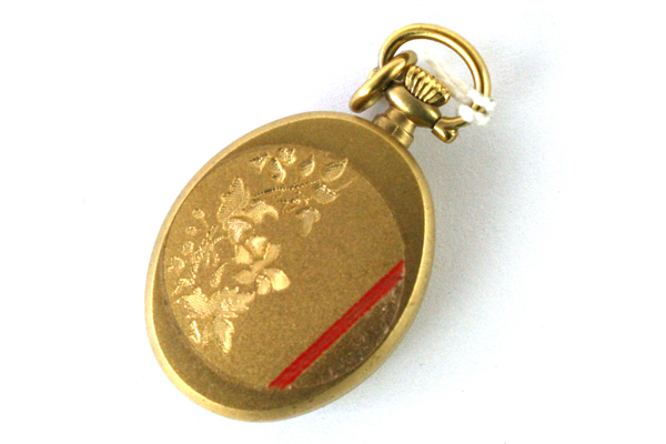 Chandler 17 Jewel Open Face Watch Pendant Gold Overlay Floral Vine Engraved Back