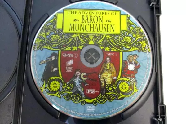 Lot of 2 DVD Movies The Sky Crawlers The Adventures Of Baron Munchausen