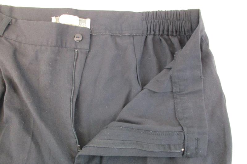 Vintage Maggie Barnes Women's Black Pants Size 22P Belt Loops Pockets