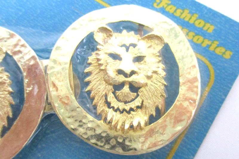 Vintage La Mode Fashion Accessories Gold-Toned Lion With Packaging