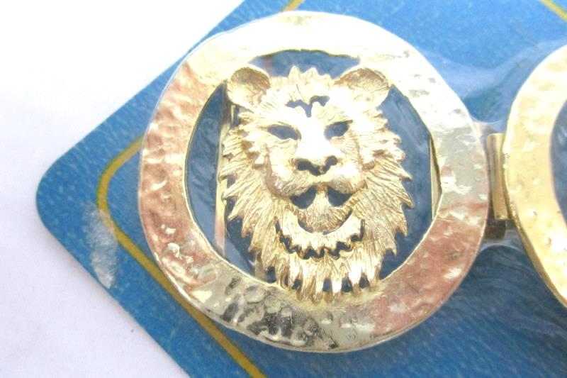 Vintage La Mode Fashion Accessories Gold-Toned Lion With Packaging