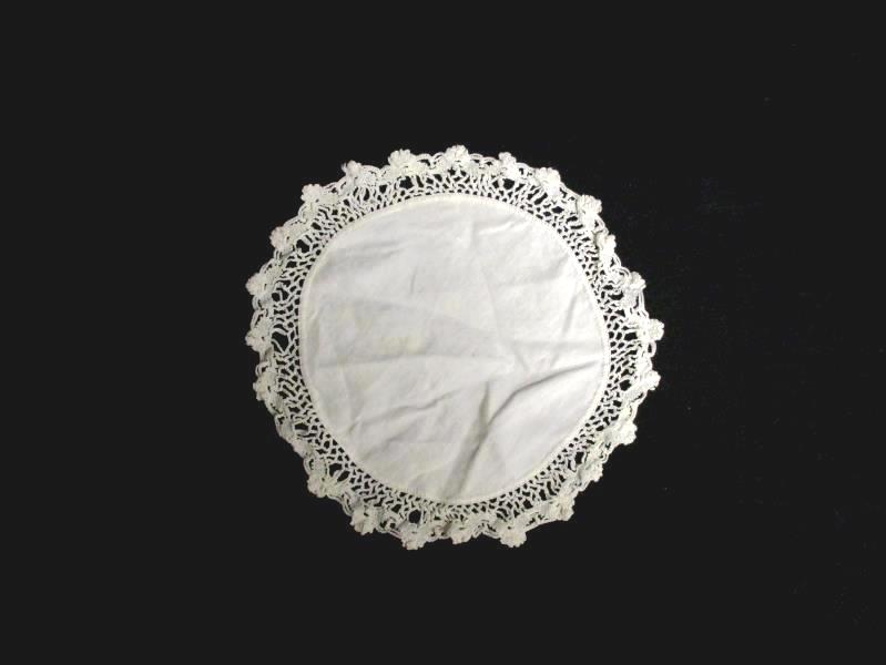 Lot Of 2 Small Matching Handmade Crochet Dollies Lace Trim Circle White Home