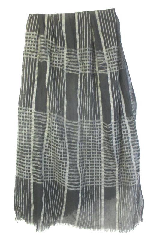 Mossimo Afgan Scarf Gray Black Chunky Plaid Knit One Size Fringe Edges
