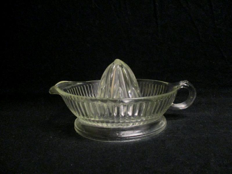 Large Vintage Clear Glass Juicer Reamer With Handle & Spout Panel Ribbed Sides