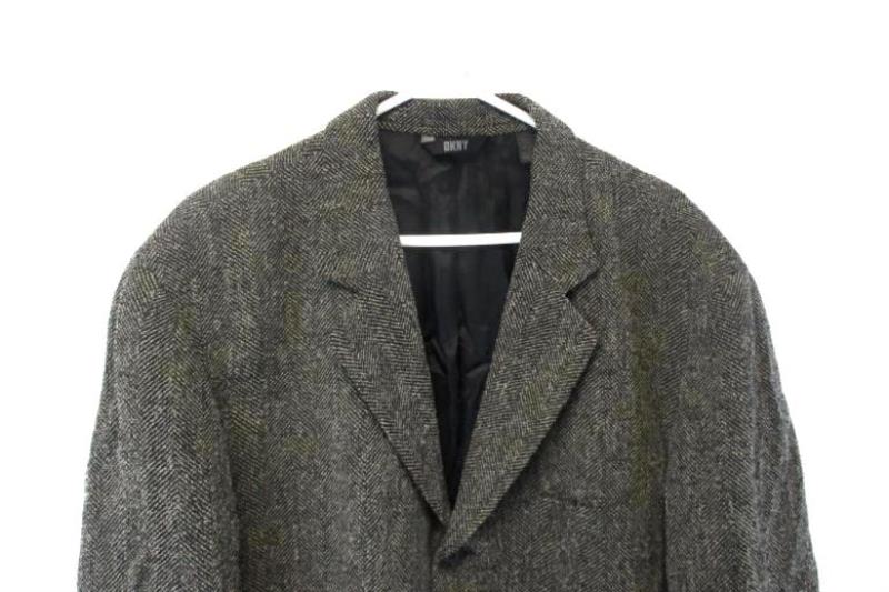 DKNY Textured Striped Wool Suit Jacket Men's Size 44R Pockets Collared