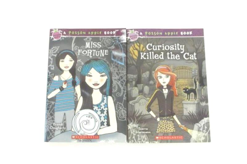 Lot of 5 Scholastic Mystery Adventure Paperbacks Poison Apple I Survived & More