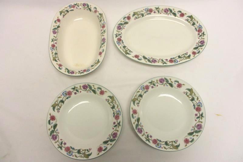 Lot of 4 Castlegarden Collection Serving Plates by Citation Replacement Dishes