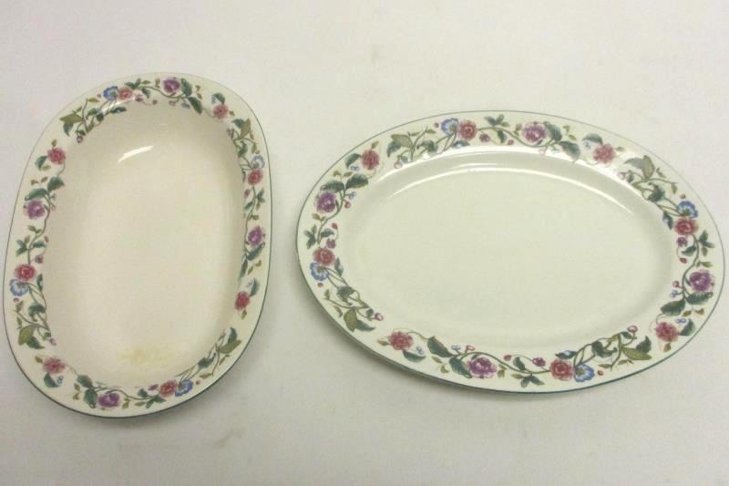 Lot of 4 Castlegarden Collection Serving Plates by Citation Replacement Dishes