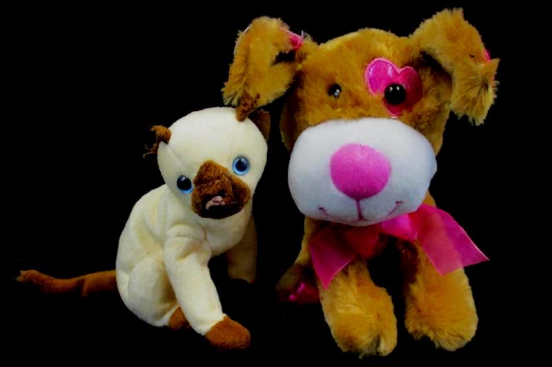 Lot Of 5 Stuffed Animal Plush Dolls Ty Beanie Babies Boo Dog Fiesta Siam Decade