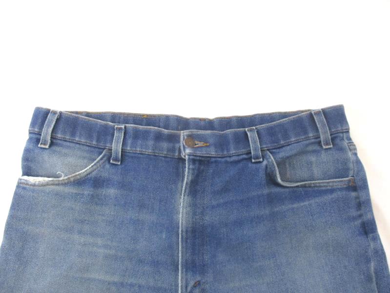 Levi's Action Denim Jeans Pockets Distressed Men's Size 40W x 22L Cropped