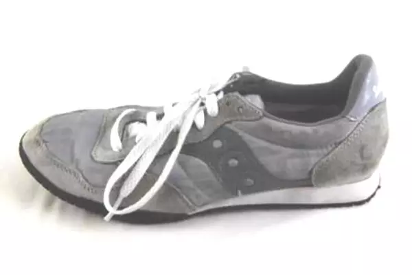 Saucony Gray Sneakers Rubber Bottom Leather Accents Lace Up Women's Size 9.5