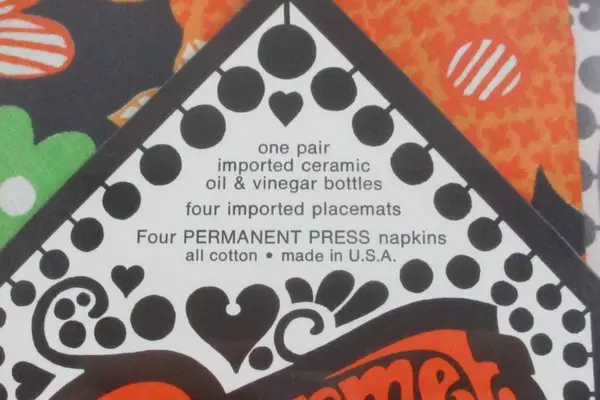 Gourmet Shoppe Set With Oil Vinegar Bottles Placemats Napkins Barth Dreyfuss