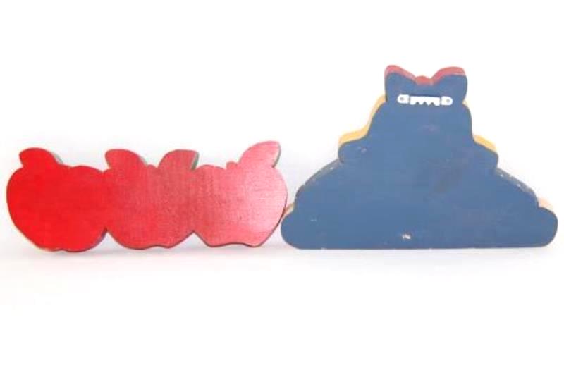 Lot Of 2 Handmade Classroom Teacher Wood Signs Apples Whimsical