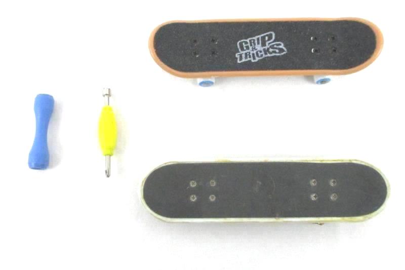 Lot of 2 Finger Skateboards With Accessories Peace & Sk8 Imperial Grip and Trick