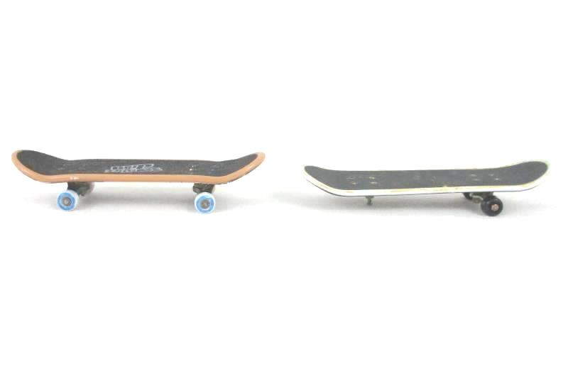 Lot of 2 Finger Skateboards With Accessories Peace & Sk8 Imperial Grip and Trick