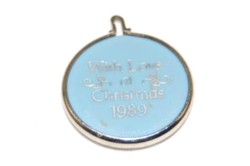 1989 Hallmark Keepsake Mini MOTHER with SWAN Design Miniature Ornament QXM564-5