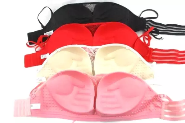 Lot of 4 Women's Bras Lace Removable Straps Black Red Pink White Size 40/90