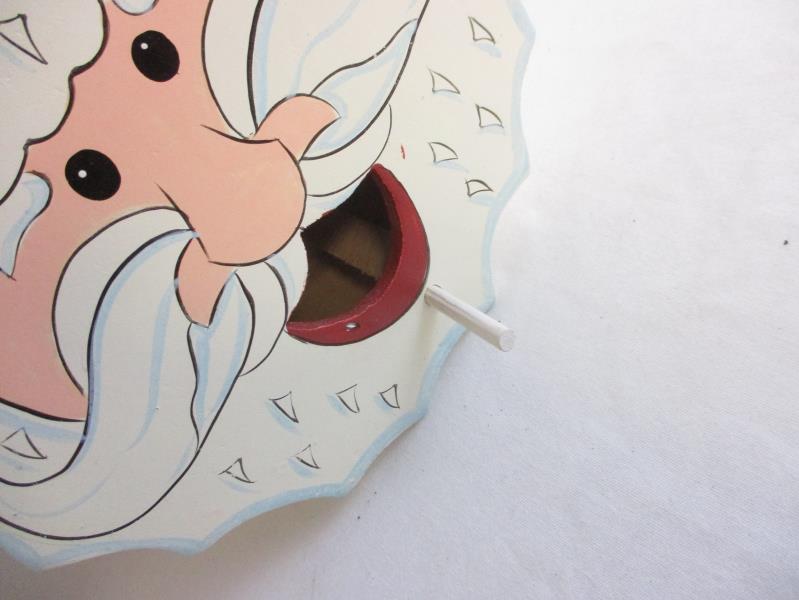 Wooden Santa Face Bird House Holiday Decor Made In China 6.5 x 4.25 x 8.5 in