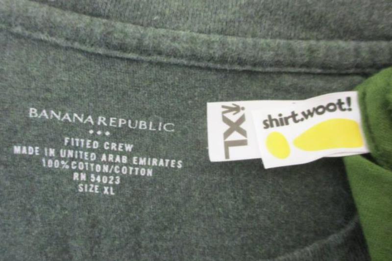 Lot of 2 Men's Green Tee Banana Republic Woot Graphic Print Shirts Size XL
