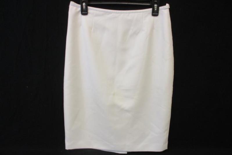 Le Suit Women's Skirt Straight White Pleated Front See Measurements