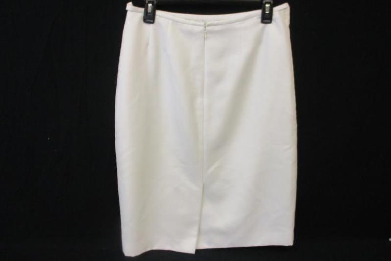 Le Suit Women's Skirt Straight White Pleated Front See Measurements