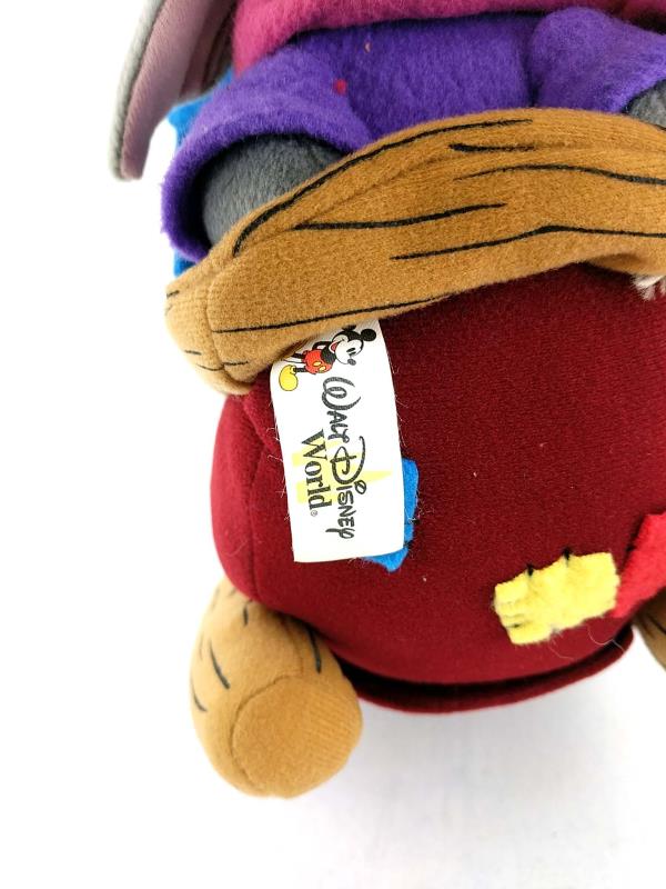 Walt Disney World Winnie the Pooh Christmas Sled Jinglebells Dancing Plush Toy