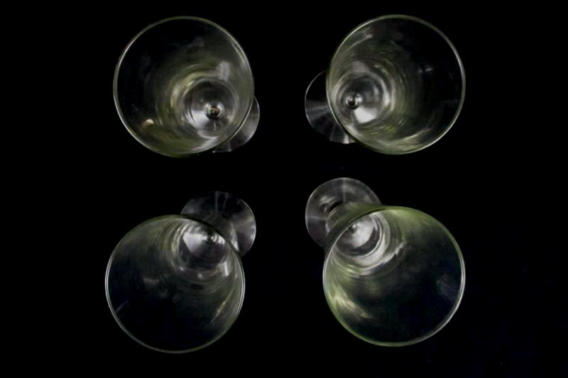 Lot of 4 Vintage Clear Glass Beer Glasses Champagne Flutes Footed