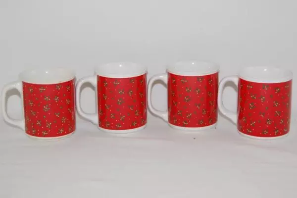 Lot of 4 Christmas Coffee Cocoa Mugs Cups Red White Teddy Bears