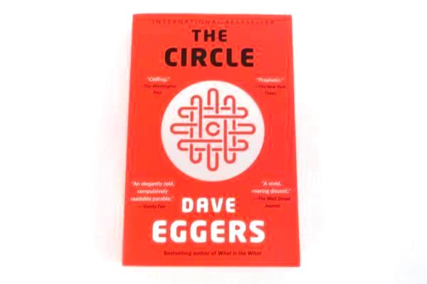 The Circle by Dave Eggers Softcover Vintage Books Random House 2013 USED