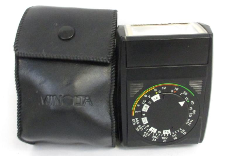 Popular 30 THB Camera Auto Flash Bounce Shoe Mount with Case
