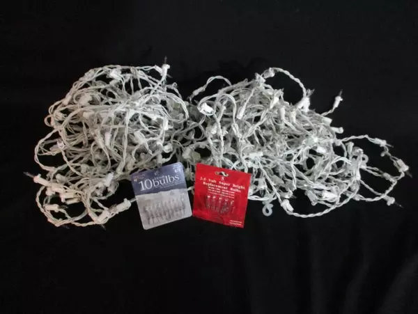Lot of 2 Strings Of Icicle Christmas Lights White Lights w/ Replacements