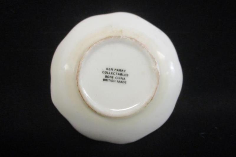 Ken Parry Miniature Collectable Bone China Plate Cart With Hay 2.25in British