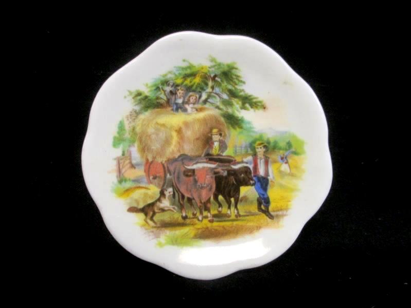 Ken Parry Miniature Collectable Bone China Plate Cart With Hay 2.25in British