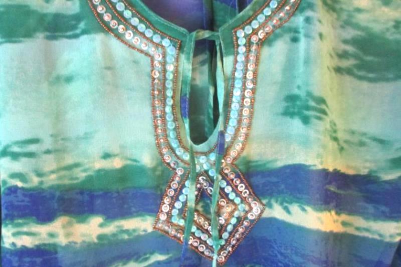 Metro 22 Semi Sheer Top Women's Size Small Blue Green Beaded Loose Fitting