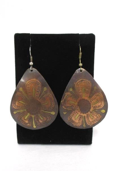 39" Necklace & Earrings Gold Tone Medallion Large Tear Shaped Floral