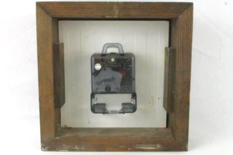 Vintage Clock Square Wooden Floral Pattern For Parts or Repair Ecc 3:11