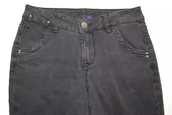 Jag Stretch Fit Capri Jeans Women's Size 4 Black 5 Pocket Layout
