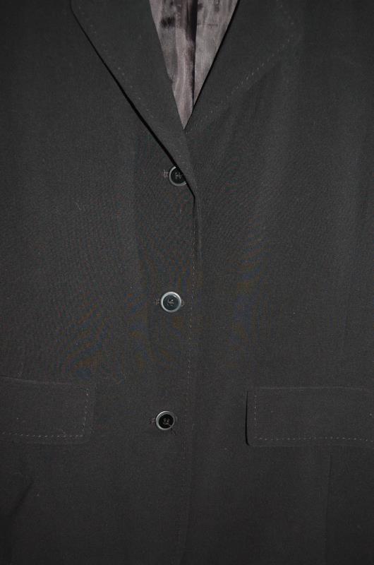 Sag Harbor Women's Black Blazer Jacket Size 8P Petites 3 Buttons Shoulder Pads