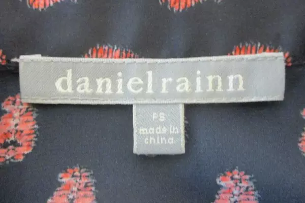 Daniel Rainn Long Sleeve Blouse Women's Petite Small PS Paisley Collared Satin