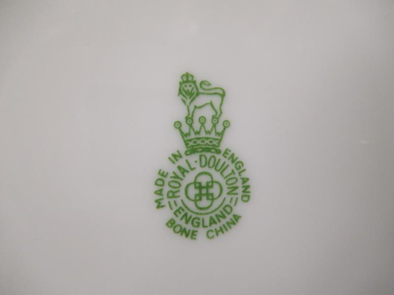 Royal Doulton Heart Trinket Box Bone China Ambassador England Beige Gold Toned