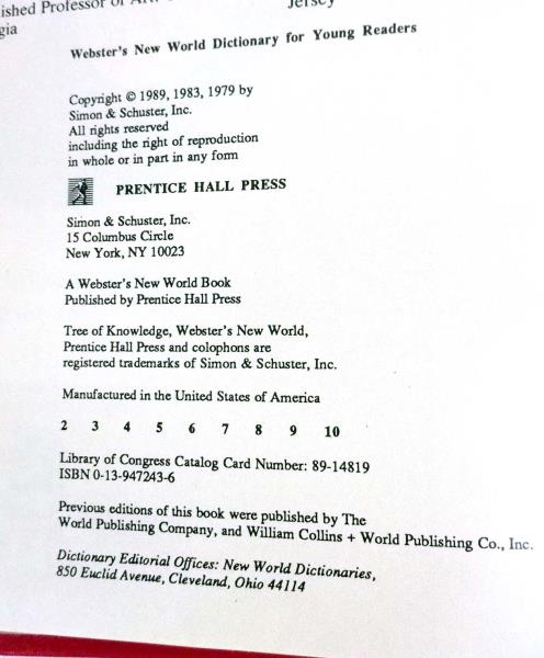 1989 WEBSTER'S NEW WORLD DICTIONARY For Young Readers Maps Updated Edition