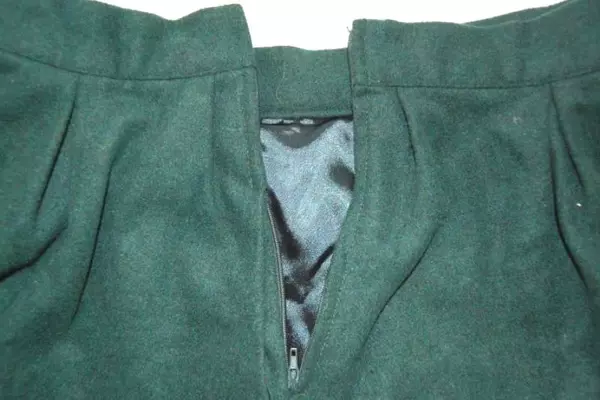 Modcloth Pleated Circle Skirt Women's Size 14 Green Wool Blend Textured