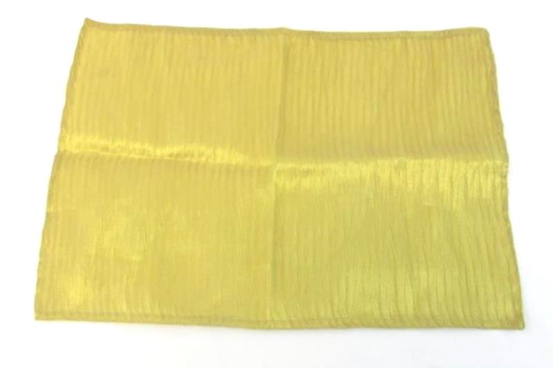 Lot of 5 Table Decor Items Gold Placemats Table Runner Nut Or Candy Trays