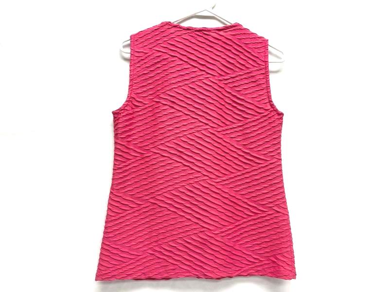 Calvin Klein Sleeveless Textured Top Women's Size Medium Pink Gold Toned Accent