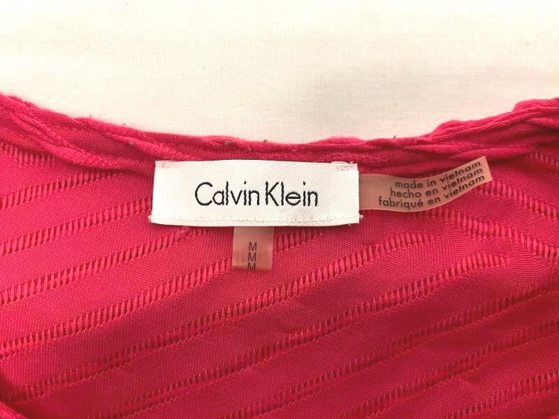 Calvin Klein Sleeveless Textured Top Women's Size Medium Pink Gold Toned Accent