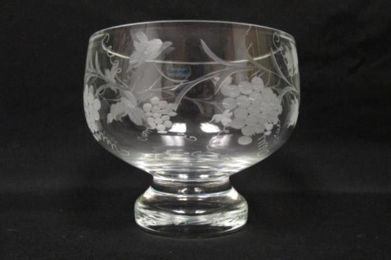 Peter Leek Heavy Handcrafted Footed Crystal Bowl Etched Grape Design Sweden
